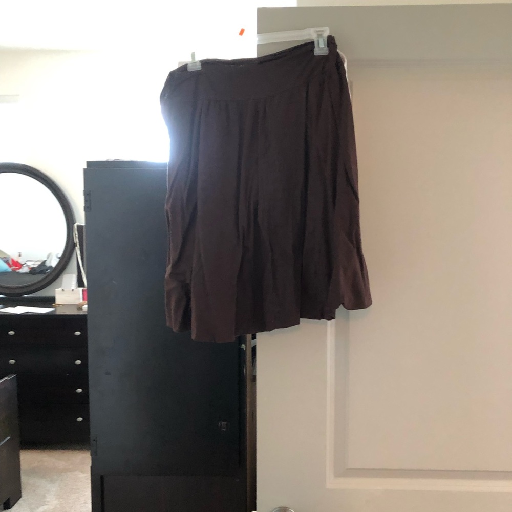 Skirt - Picture 3 of 3